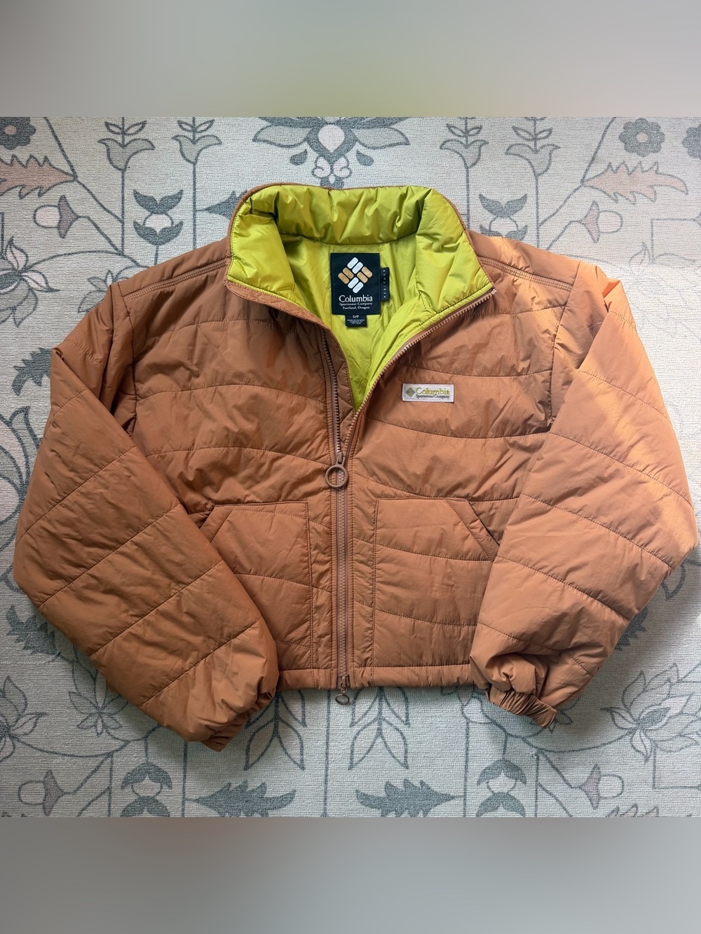 Columbia Women's small Wallowa Insulated quilted mountain print puffer Jacket - Picture 4 of 9